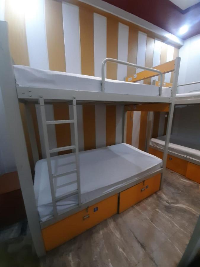 Friends Guest House & Hostel Агра Екстер'єр фото