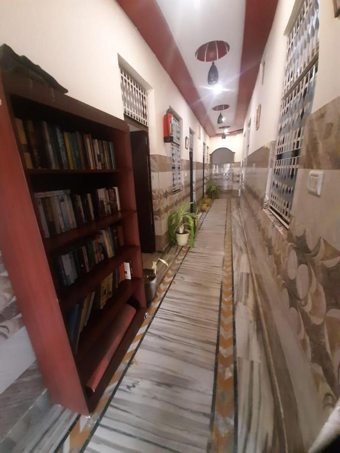Friends Guest House & Hostel Агра Екстер'єр фото