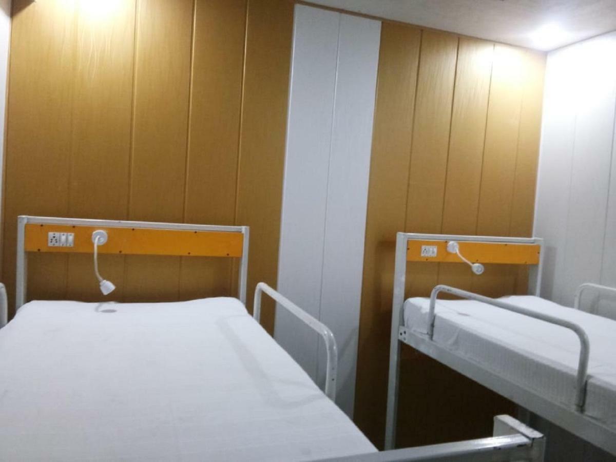 Friends Guest House & Hostel Агра Екстер'єр фото
