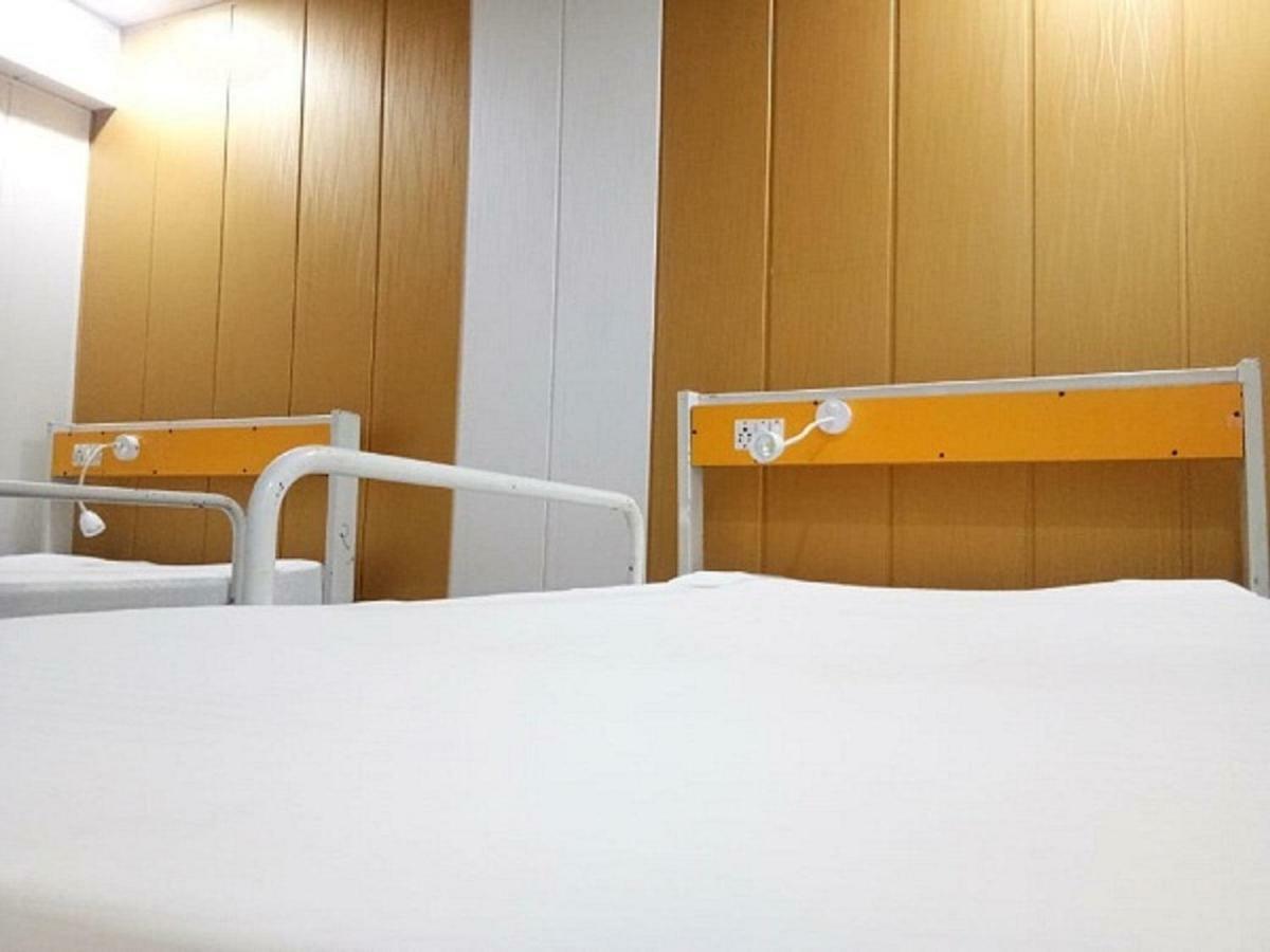 Friends Guest House & Hostel Агра Екстер'єр фото