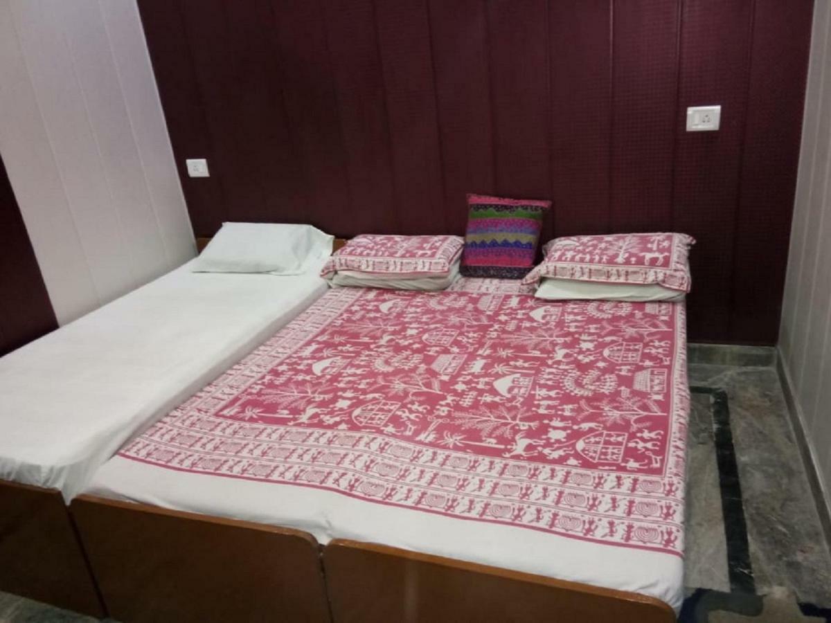 Friends Guest House & Hostel Агра Екстер'єр фото