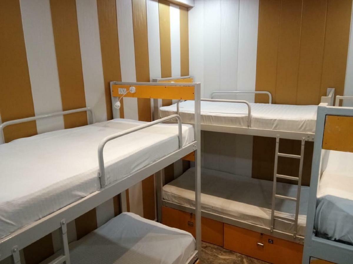 Friends Guest House & Hostel Агра Екстер'єр фото